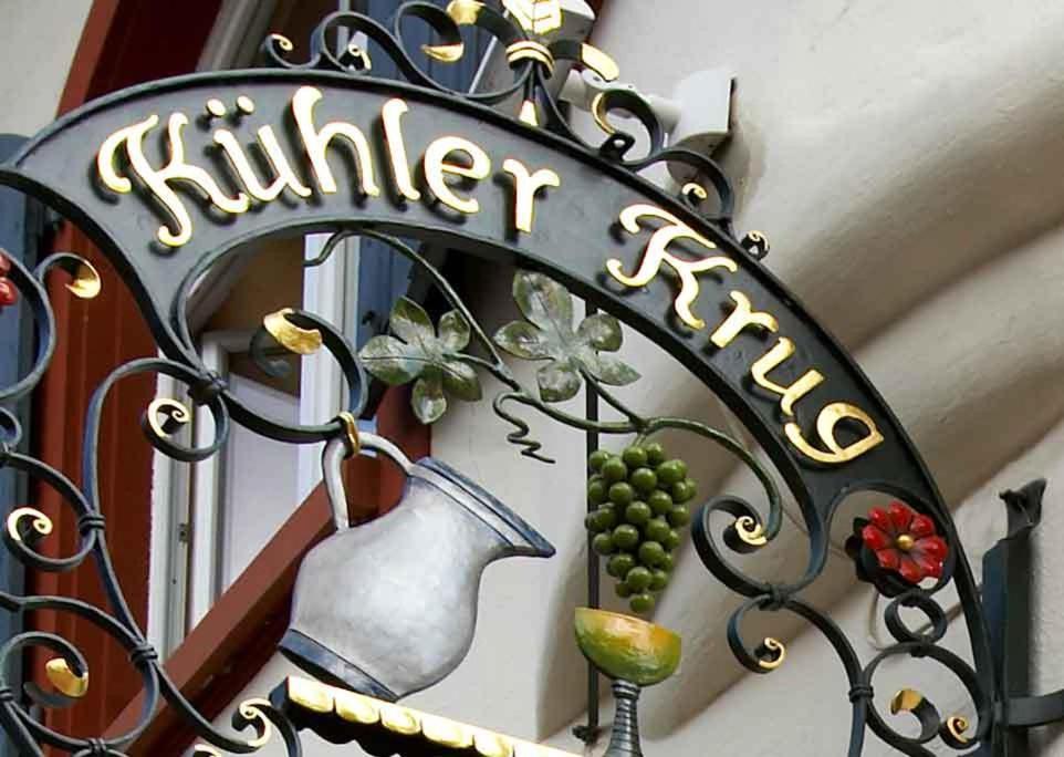 Hotel Kuhler Krug ไฟรบวร์กอิมไบรส์เกา ภายนอก รูปภาพ